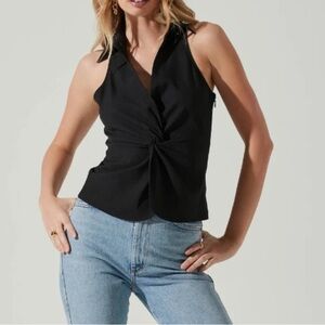 ASTR the Label Black Twist Front Collared Top Size Small